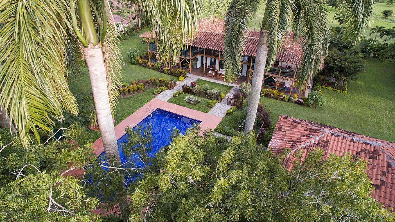 Hacienda Bambusa Hotel El Caimo